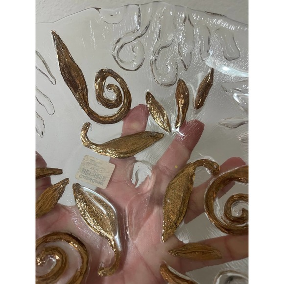Crate & Barrel Gold Leaf Vine Clear Glass Serving Fruit Display Bowl Italy - Picture 10 of 14